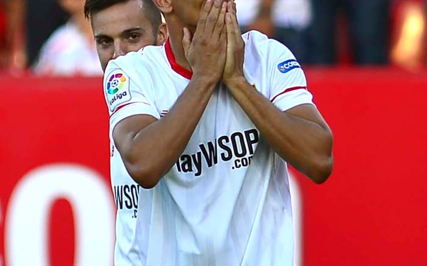 Após duas rodadas brilhando com o Sevilla no Espanhol, Paulo Henrique Ganso teve apenas atuação discreta na vitória sobre o Girona, por 1 a 0, e foi substituído na metade do segundo tempo