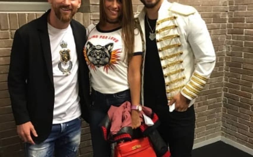 Messi, Antonella Roccuzzo e Maluma