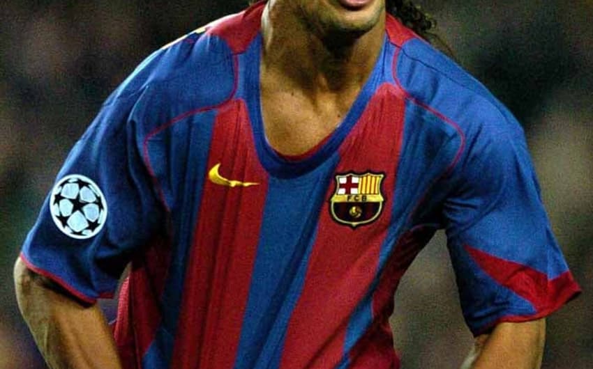 2004 - Ronaldinho Gaúcho (Barcelona/Brasil)