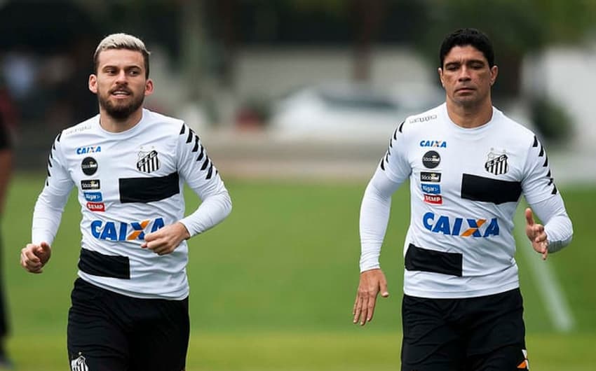 Lucas Lima e Renato, do Santos