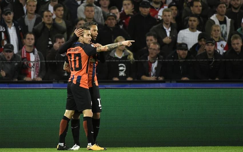 Bernard - O atacante foi o grande destaque na vitória do Shakhtar Donetsk sobre o Feyenoord, marcando os dois gols do triunfo por 2 a 1.