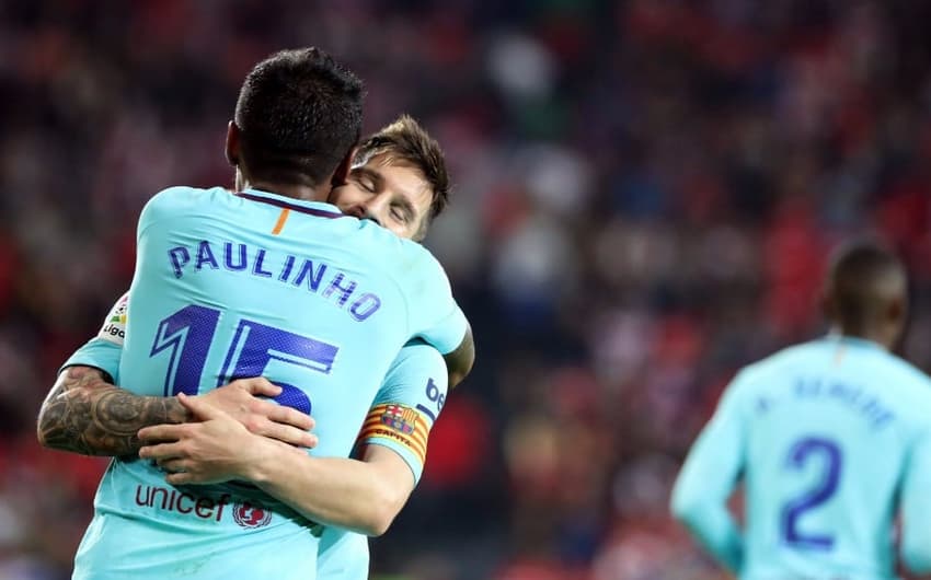 Paulinho e Messi - Barcelona