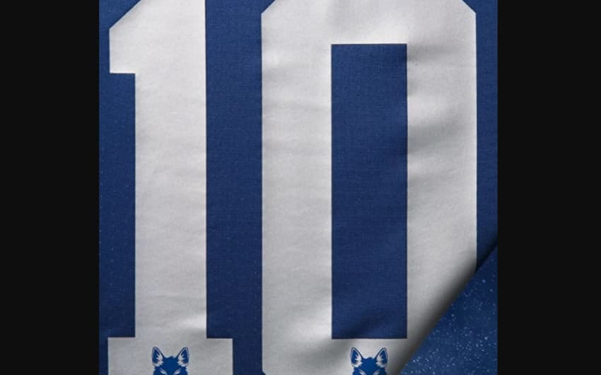 Terceiro uniforme do Cruzeiro começa a ser vendido nas lojas oficiais a partir de sábado