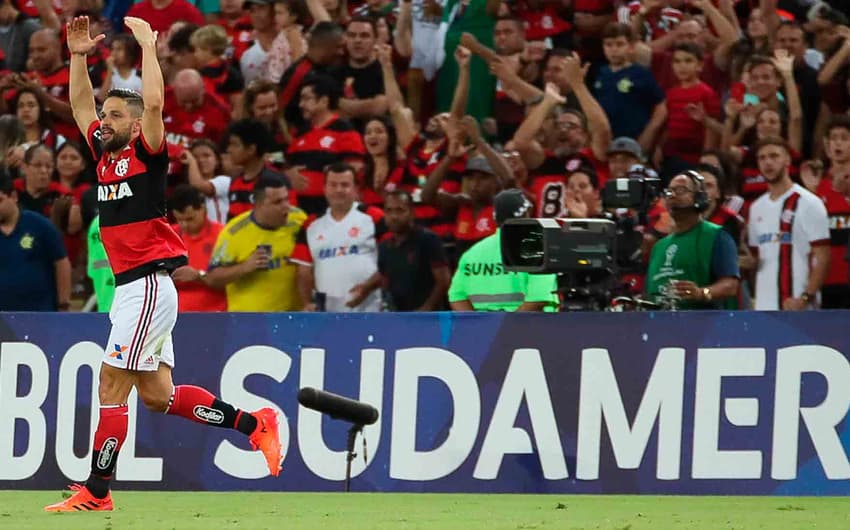 Diego é o nome mais cobrado pela torcida do Flamengo&nbsp;