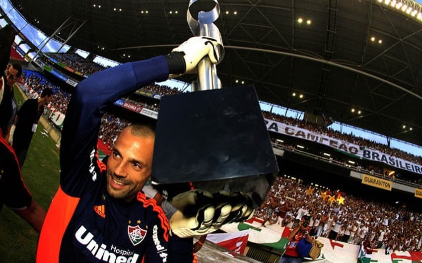 Diego Cavalieri viveu seu melho ano em 2012: campeão brasileiro e carioca