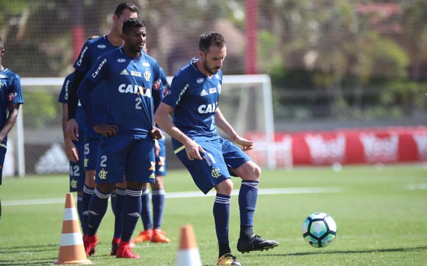 Mancuello tem contrato com o Flamengo até 2020