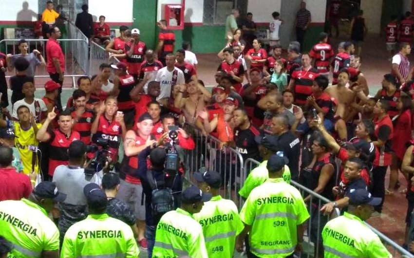 Protesto da torcida do Flamengo
