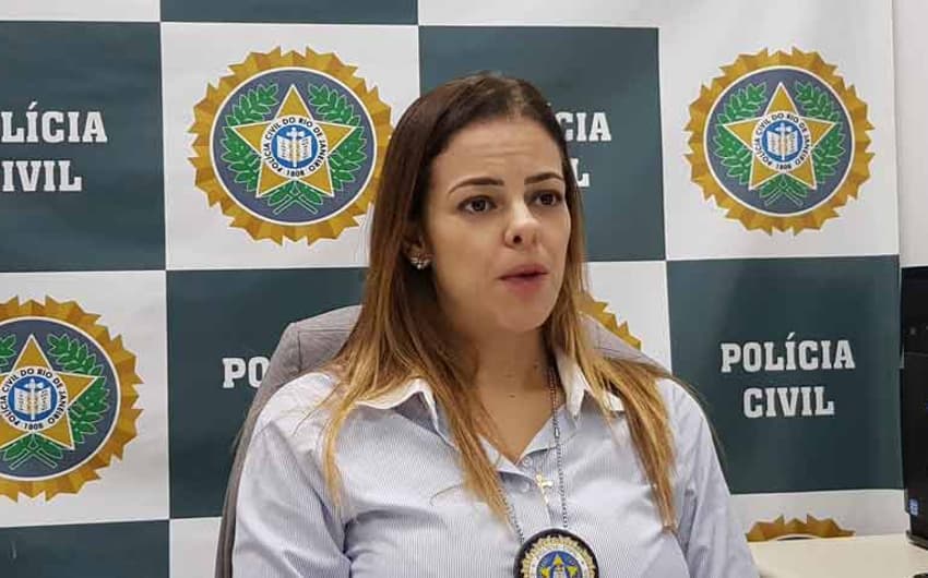 Delegada titular da Delegacia de Defraudações, Patrícia Aguiar investiga a eleição do Vasco. Veja galeria L!