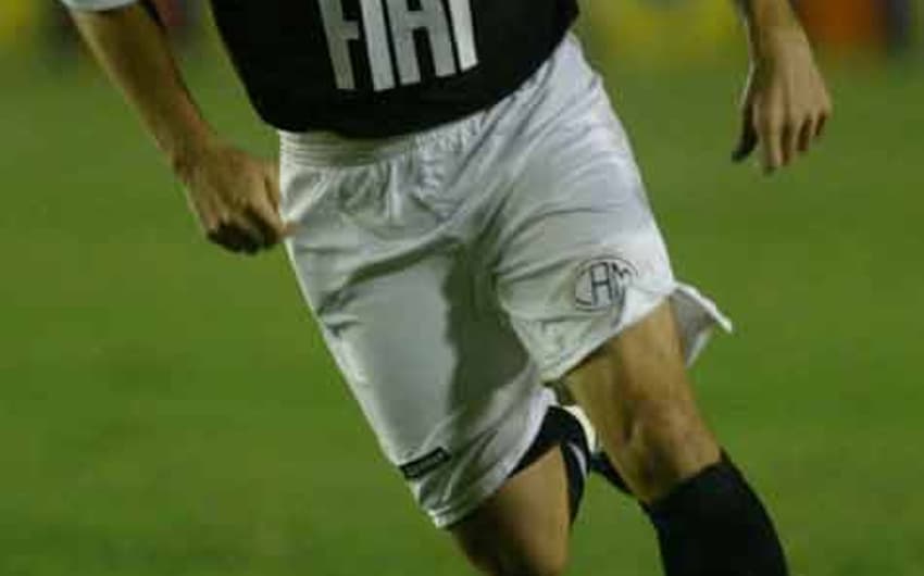 Atlético-MG em 2008 anunciou o sérvio Petkovic. Contudo, ele não fez muito sucesso no Galo, que vivia anos complicados. Quem chegou naquela temporada, também, foi o lateral-direito Marcos Rocha, que segue até hoje no clube