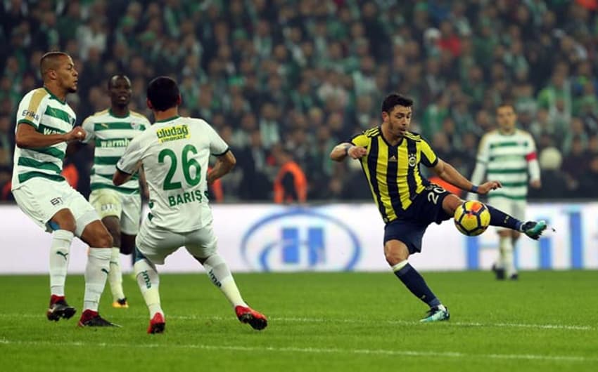 Giuliano - Bursaspor x Fenerbahçe
