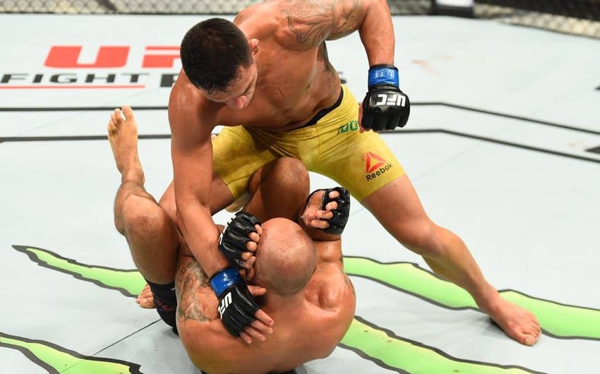 UFC Canadá: Rafael dos Anjos venceu Robbie Lawler na decisão dos juízes