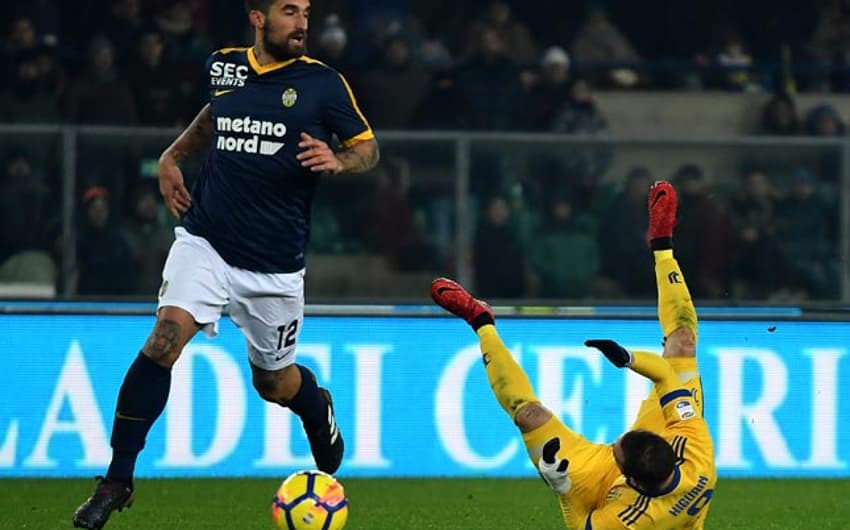 Verona x Juventus - Caracciolo e Higuaín