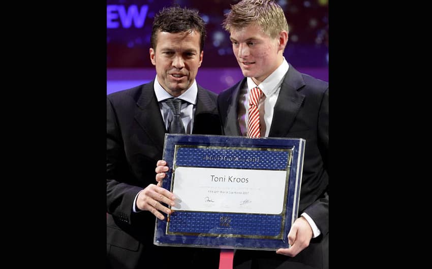 Em 2007, o jovem Toni Kroos foi eleito o melhor jogador da Copa do Mundo Sub-17, em que a Alemanha terminou na terceira colocação