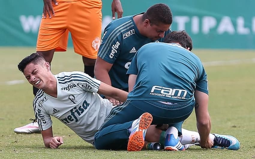 Diogo Barbosa se machucou em jogo-treino nesta sexta