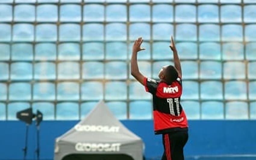 Flamengo venceu e segue vivo na Copinha