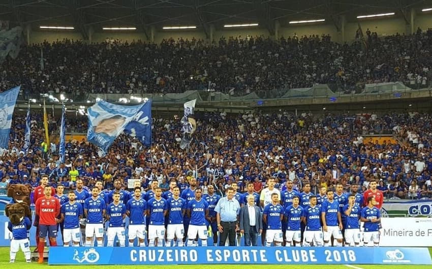 Mineiro - Cruzeiro levou&nbsp;33.187 pagantes (42.297 público total) ao Mineirão na vitória por 2 a 0 sobre o Tupi