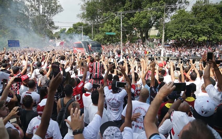 A torcida são-paulina estabeleceu os maiores públicos do último Campeonato Brasileiro