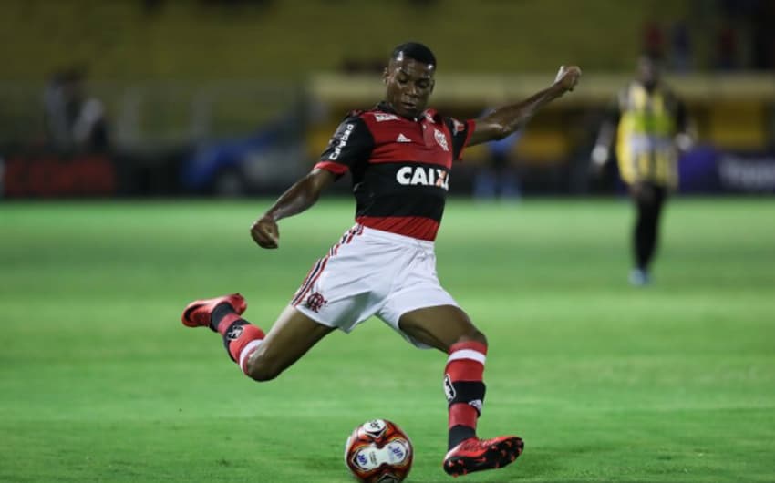 Jean Lucas foi bem na estreia do Flamengo