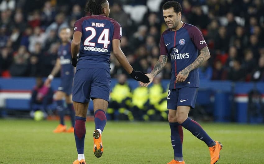 Daniel Alves (Paris Saint-Germain) - Daniel Alves atuou durante os 90 minutos contra o Strasbourg. O lateral-direito teve performance nota 6, sendo o jogador que mais acertou passes em campo (97%).
