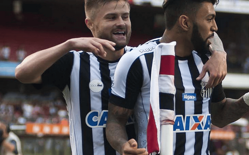 Sasha e Gabigol são responsáveis por quatro dos cinco gols do Santos