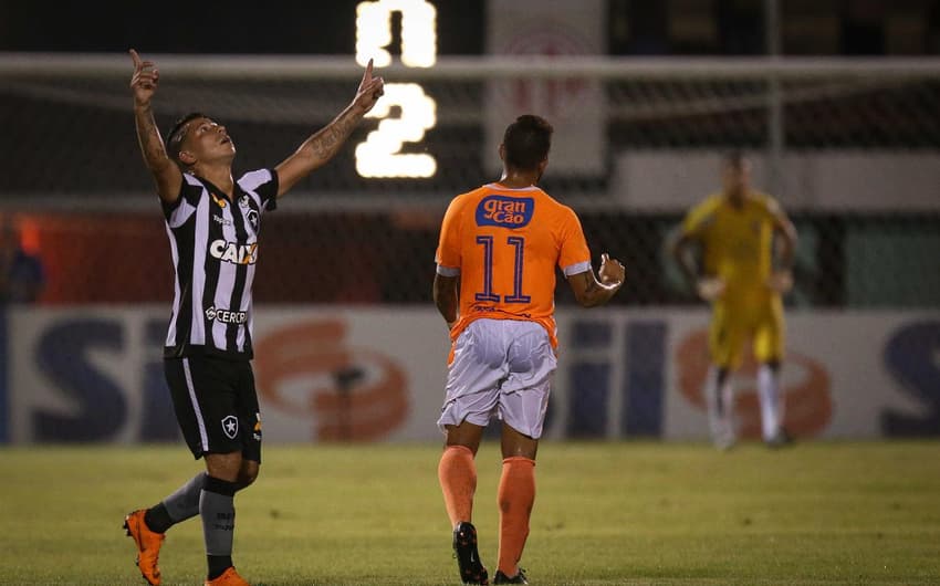 Botafogo vence o Nova Iguaçu na estreia de Alberto Valentim. Veja a seguir galeria de imagens da partida