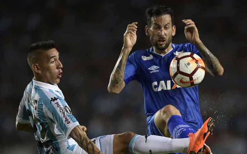 Racing 4 x 2 Cruzeiro: as imagens da partida