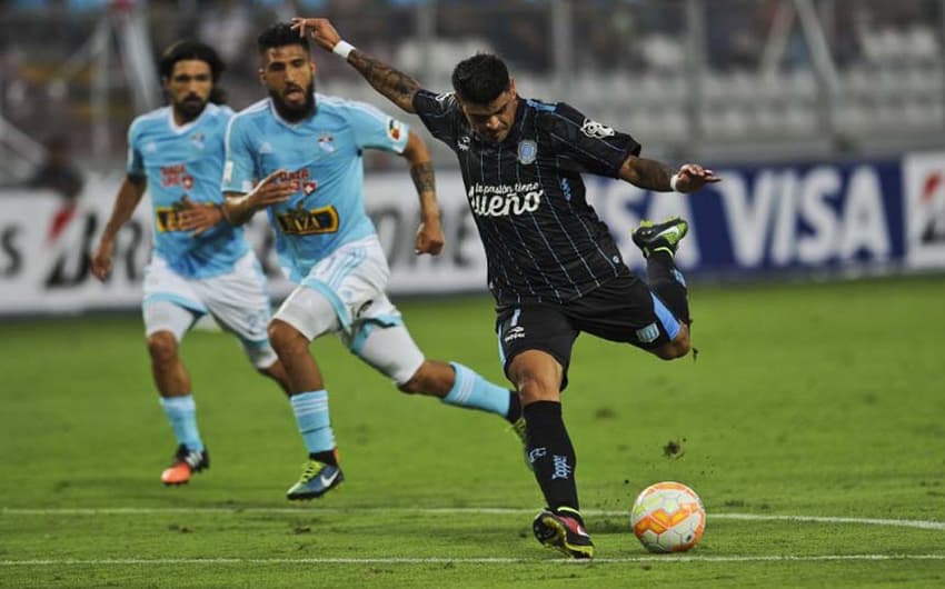 Gustavo Bou do Racing terminou a Libertadores de 2015 na artilharia, com oito gols anotados