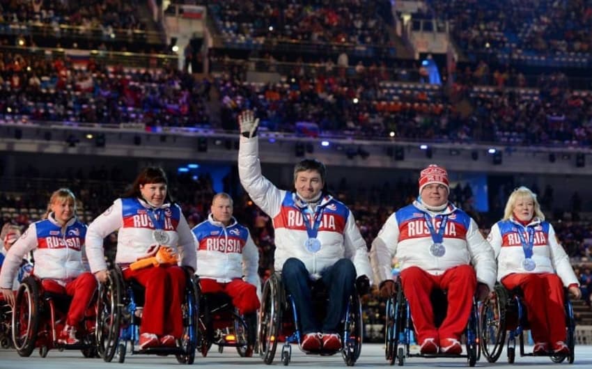 Participação de paratletas russos na cerimônia de encerramento das Olimpíadas de Inverno  Inverno de Sochi, em 2014
