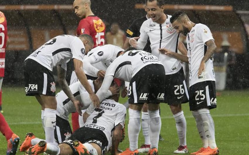Último encontro: Corinthians 2 x 0 Deportivo Lara - 2ª rodada