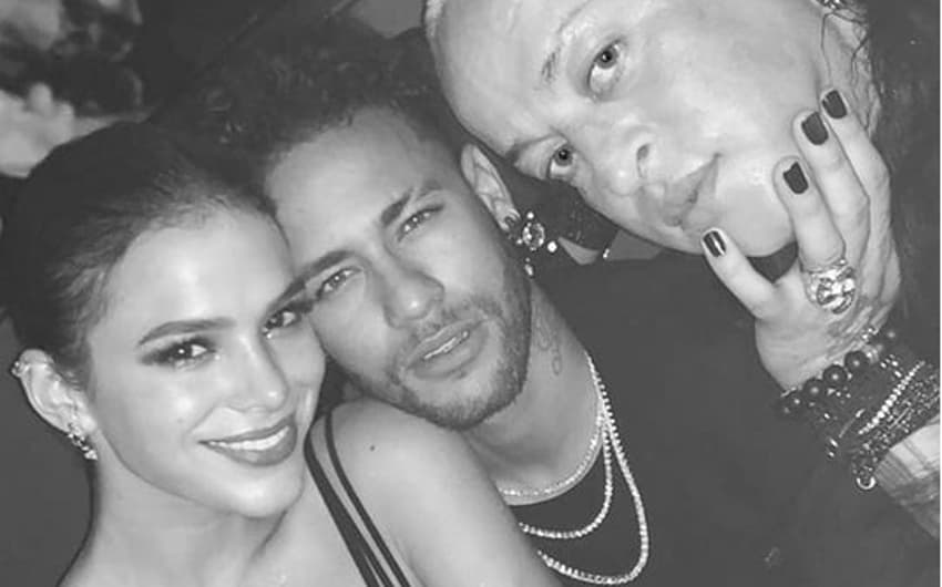 Neymar e Marquezine na festa de aniversário de Rafaella