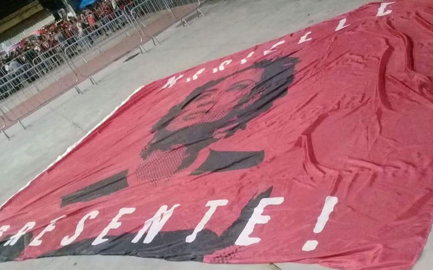 Faixa da torcida do Flamengo para Marielle Franco