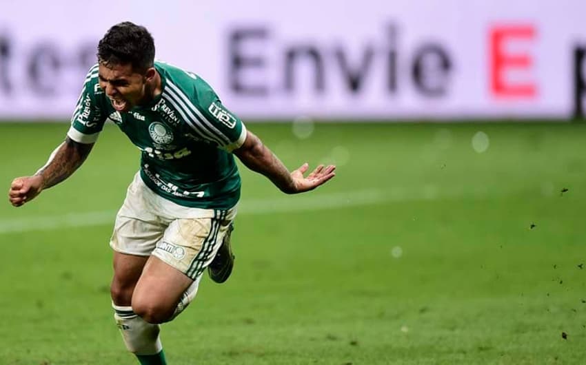 02/12/2015 – Santos 1 (3) x (4) Palmeiras – Copa do Brasil – Allianz Parque