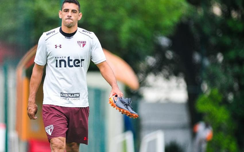 Diego Souza estaria nos planos do Vasco e tem contrato até o fim de 2019