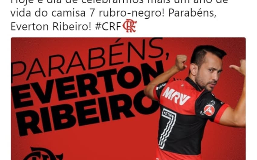 Flamengo parabeniza Éverton Ribeiro pelo aniversário