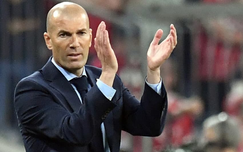 Zidane Bayer de Munique x Real Madrid