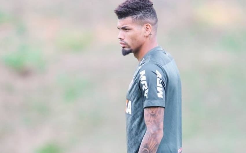 Juninho, zagueiro do Atlético-mg