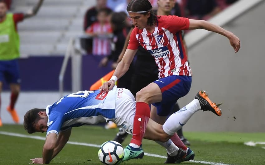 Filipe Luís (Atlético de Madrid) - Após meses afastado por lesão, o lateral-esquerdo voltou a atuar pelo Atlético Madrid, e foi titular na derrota dos colchoneros para o Espanyol, por 2 a 0.