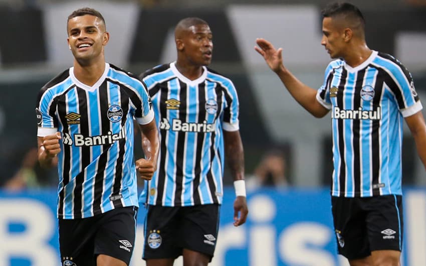 Grêmio 3 x 1 Goiás: as imagens da partida