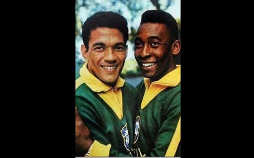 Garrincha e Pelé formaram uma das duplas mais importantes de toda a história do futebol. Juntos, ganharam duas Copas do Mundo.
