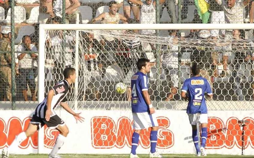 Atlético-MG 2x1 Cruzeiro - 08/05/2011 - (Arena do Jacaré/Sete Lagoas) - Final do Campeonato Mineiro 2011 - Jogo de ida