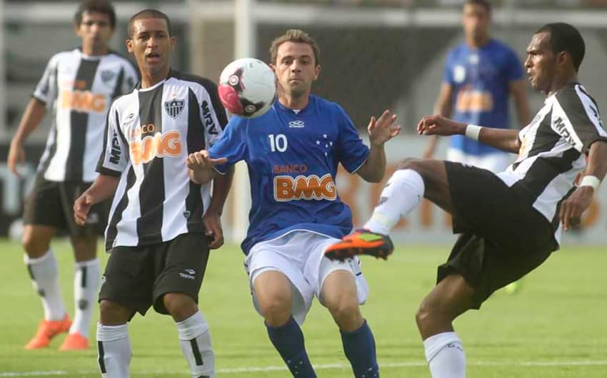 Atlético-MG 2x2 Cruzeiro - 08/04/2012 - (Arena do Jacaré / Sete Lagoas) - 10ª rodada do Campeonato Mineiro 2012
