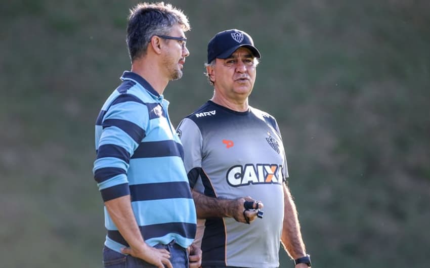 Marcelo Oliveira como treinador do Atlético-MG ao lado do Andre Figueredo