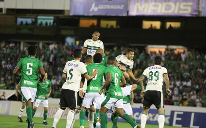 Guarani chegou ao sétimo jogo sem perder na Série B