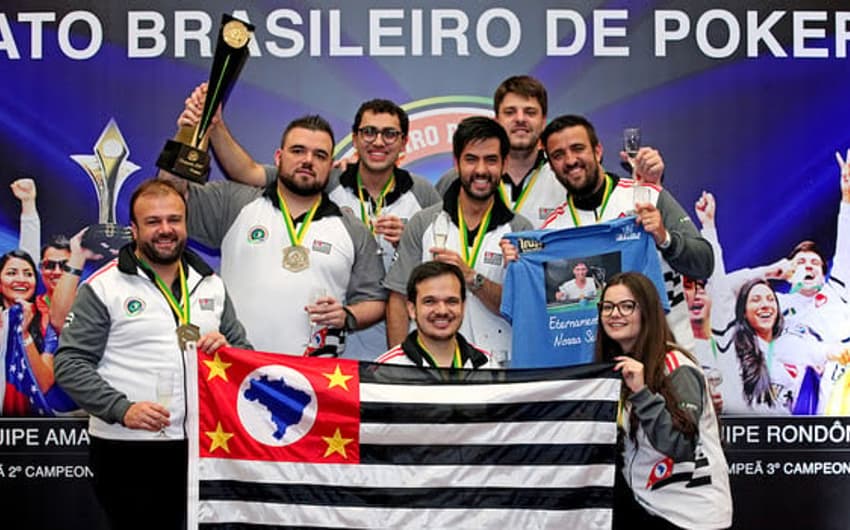 Seleção paulista, campeã da edição de 2017 e favorita para o bicampeonato, festeja o título do ano passado