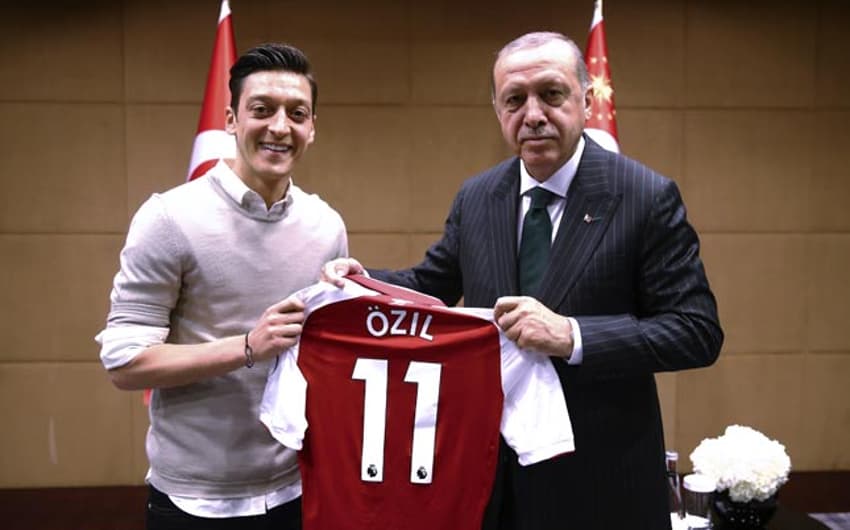 Özil e presidente da Turquia, Recep Tayyip Erdoğan