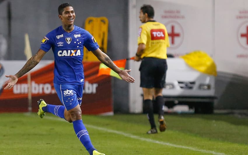 Santos 0x1 Cruzeiro: veja as imagens do jogo na Vila