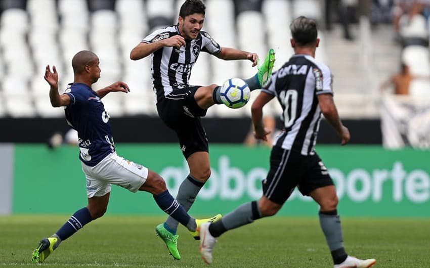 Imagens de Botafogo 0x0 Santos