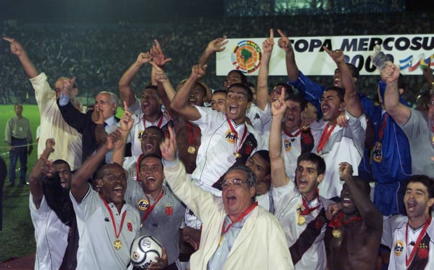 Vasco 4x3 Palmeiras - Copa Mercosul de 2000