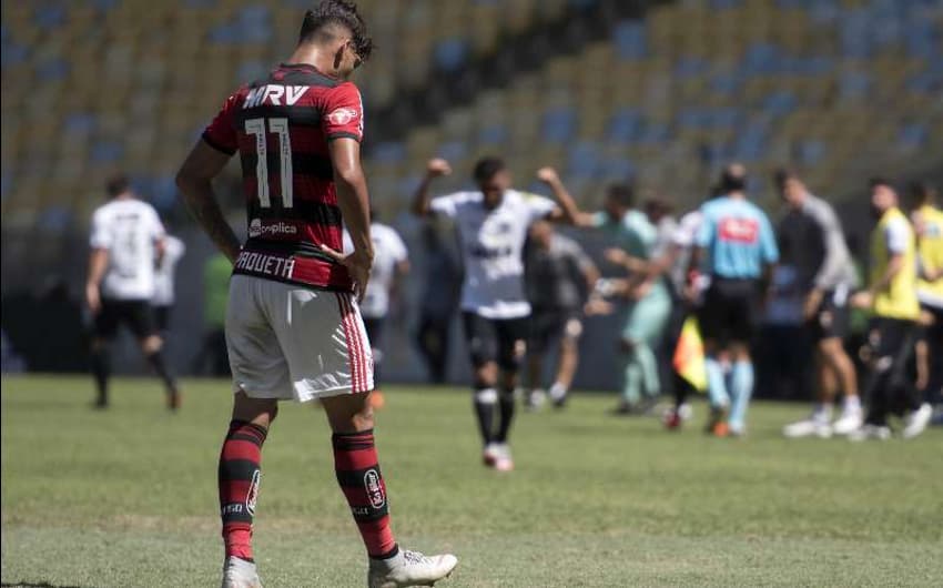 Flamengo 0 x 1 Ceará: as imagens da partida no Maracanã