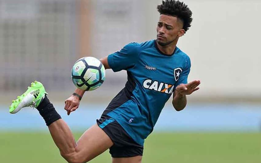 Luis Ricardo - Botafogo
